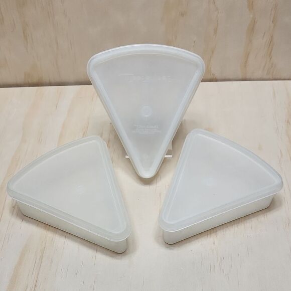 Tupperware 269-18 3 White Food Storage Pie Desset Container Vintage - Picture 1 of 8